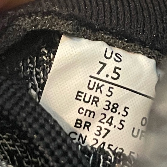 InfinityRN 4 Black /Grey Knit 👟 - Picture 11 of 11